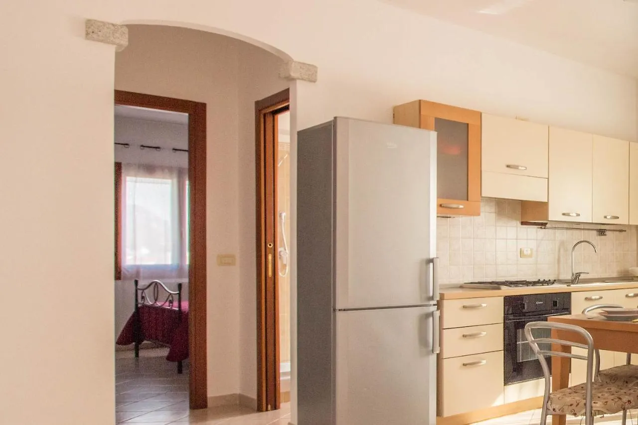 公寓 Olbia Bright Flat With Terrace & Private Parking!公寓